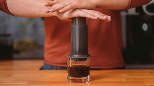 Cómo hacer un café en aeropress
